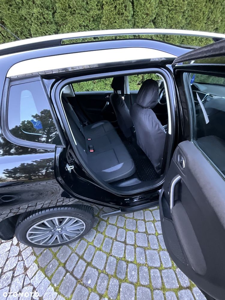 Peugeot 2008 - 8