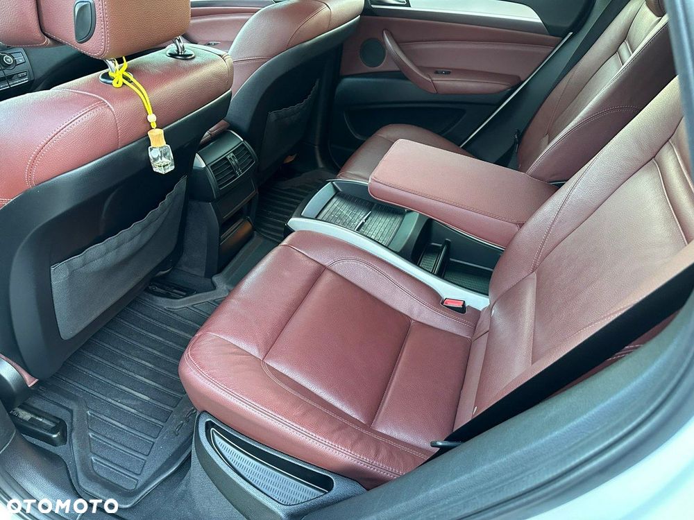 BMW X6 - 11