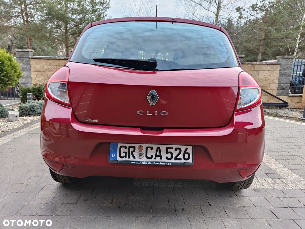 Renault Clio 1.2 16V 75 Expression - 30