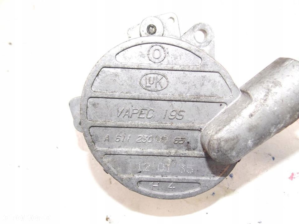 vacum pompa c-klasa 2.2 cdi w203 a6112300065 - 2
