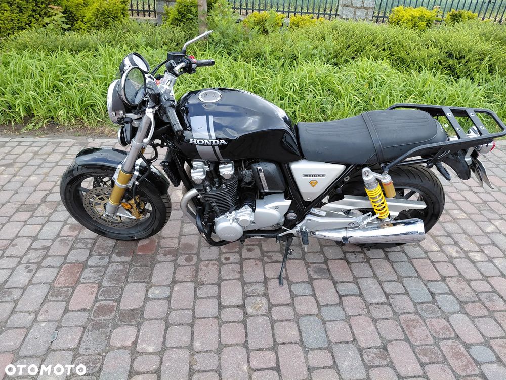 Honda CB - 2