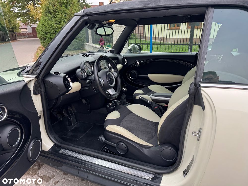 MINI Cooper Standard - 15