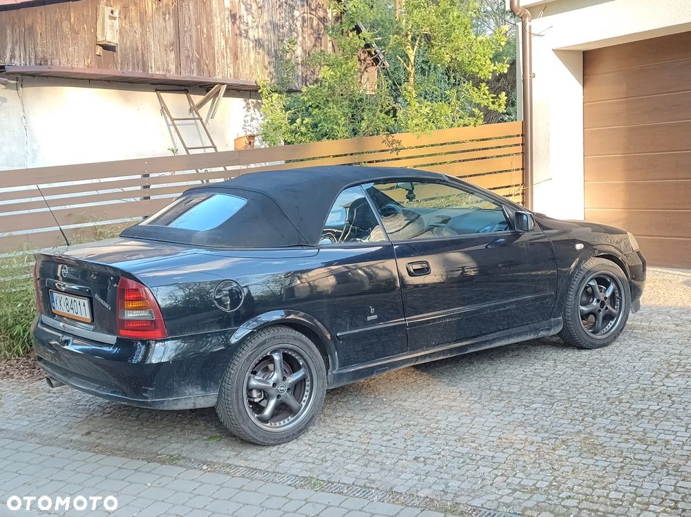 Opel Astra 1.6 16V - 4