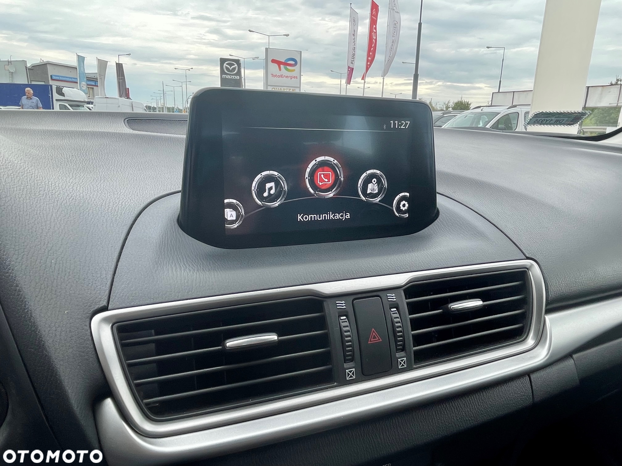 Mazda 3 - 15