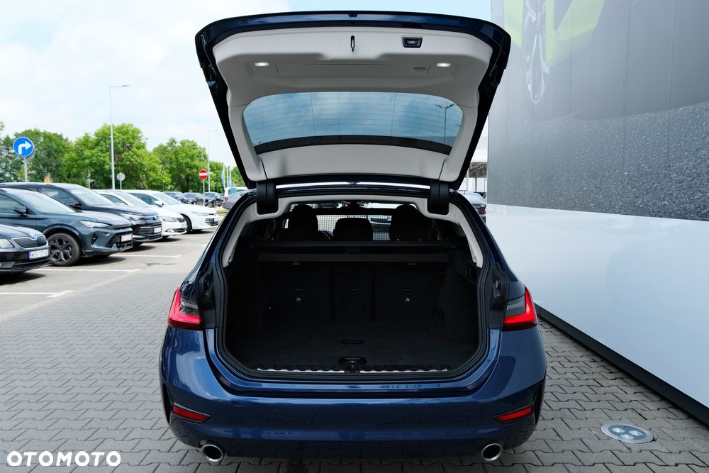 BMW Seria 3 320d MHEV Advantage - 16