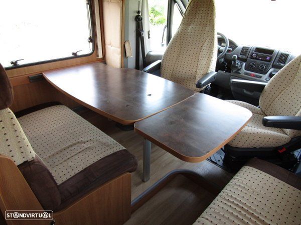 Challenger Genesis 36 Cama Francesa e Cama Basculante - 9