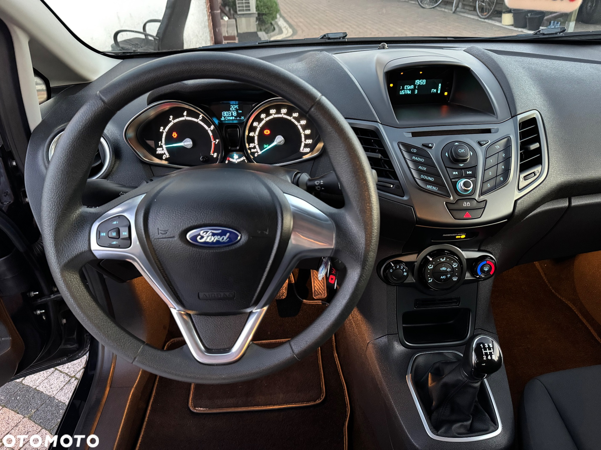 Ford Fiesta - 28