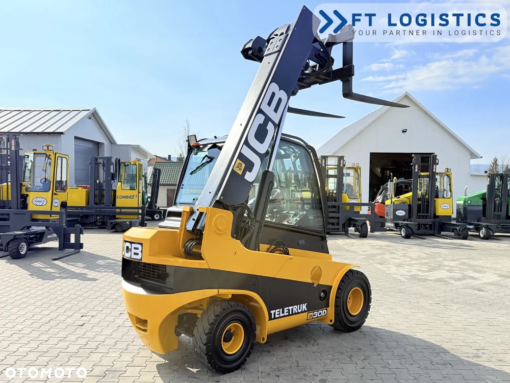 JCB WÓZEK TELESKOPOWY JCB TLT30D / KABINA / 2018 ROK / PRZESUW BOCZNY / NOWE OPONY - 40