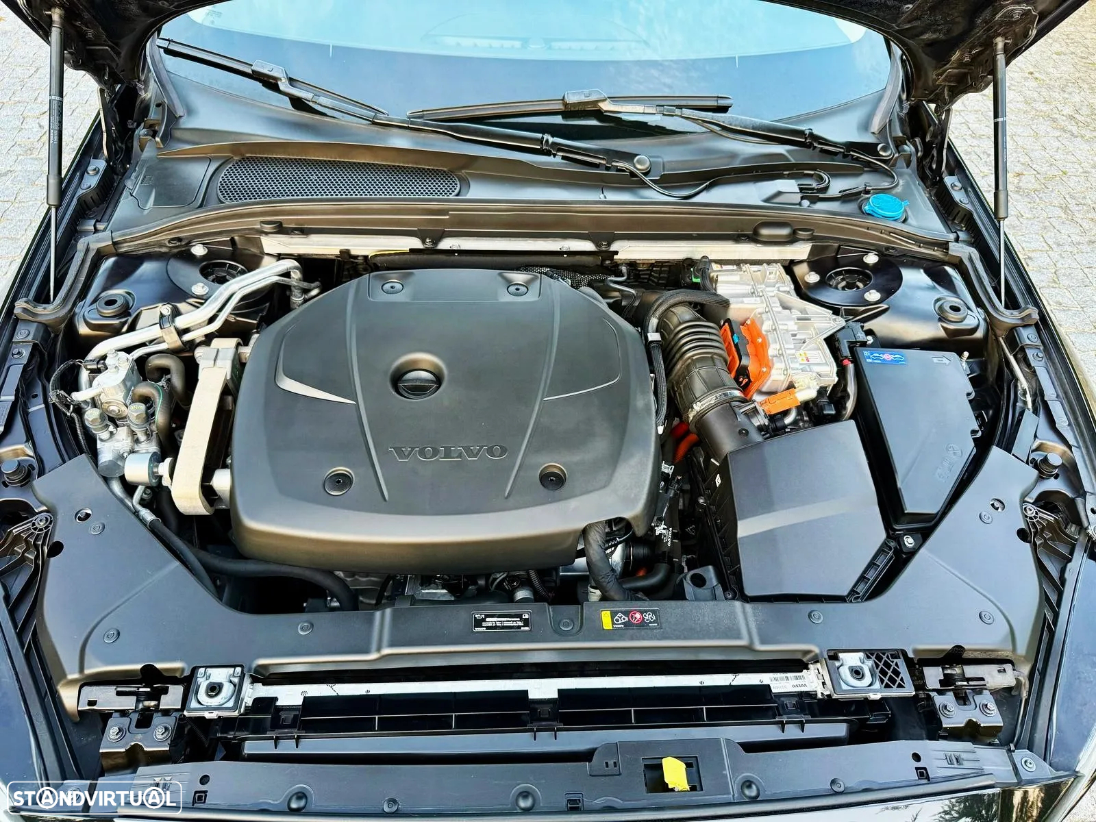 Volvo V60 2.0 T8 AWD TE Inscription Expression - 29