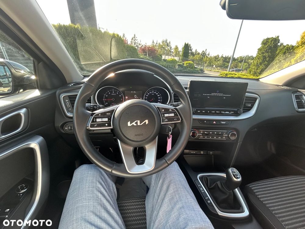 Kia Ceed 1.5 T-GDI M - 20