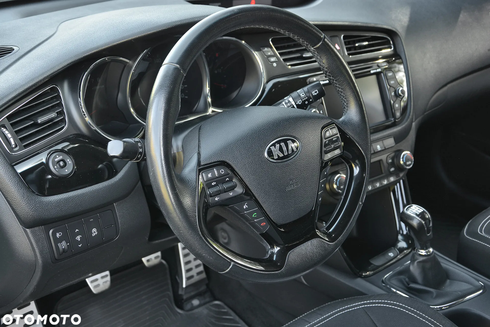 Kia Ceed Cee'd 1.6 GDI Business Line - 16