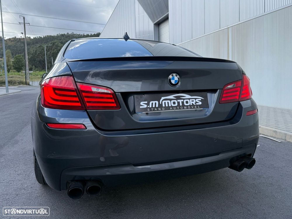 BMW 550 i Pack M Auto - 4