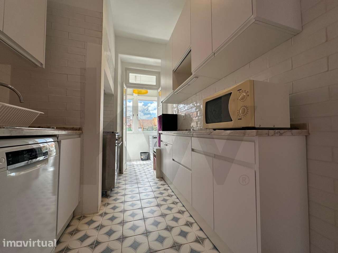 Apartamento T2 para arrendamento - Grande imagem: 2/18