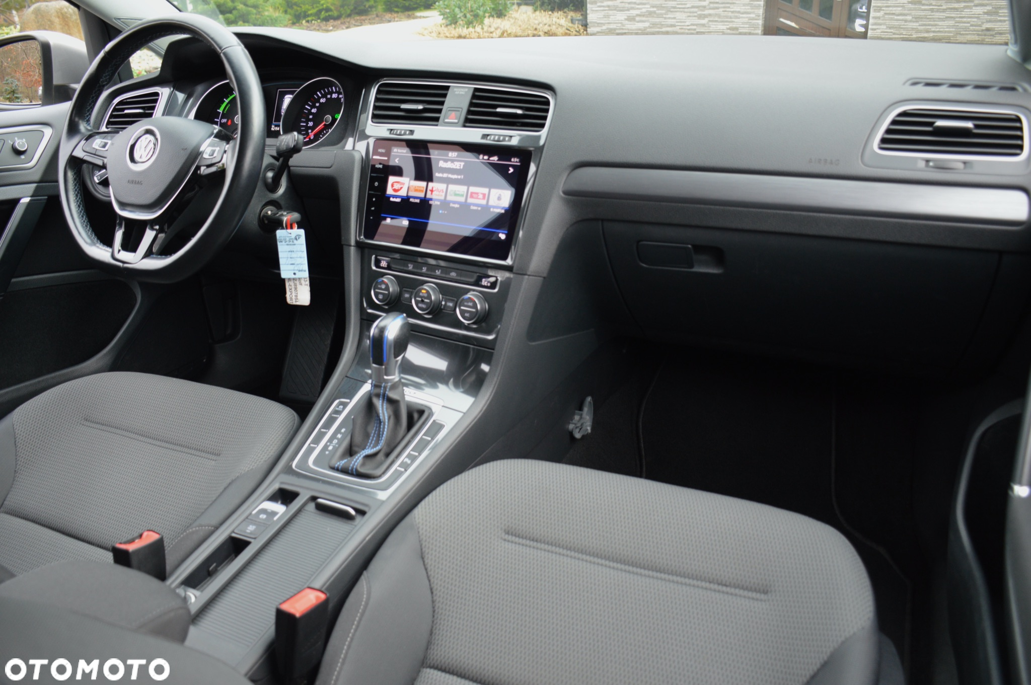 Volkswagen Golf e-Golf - 25