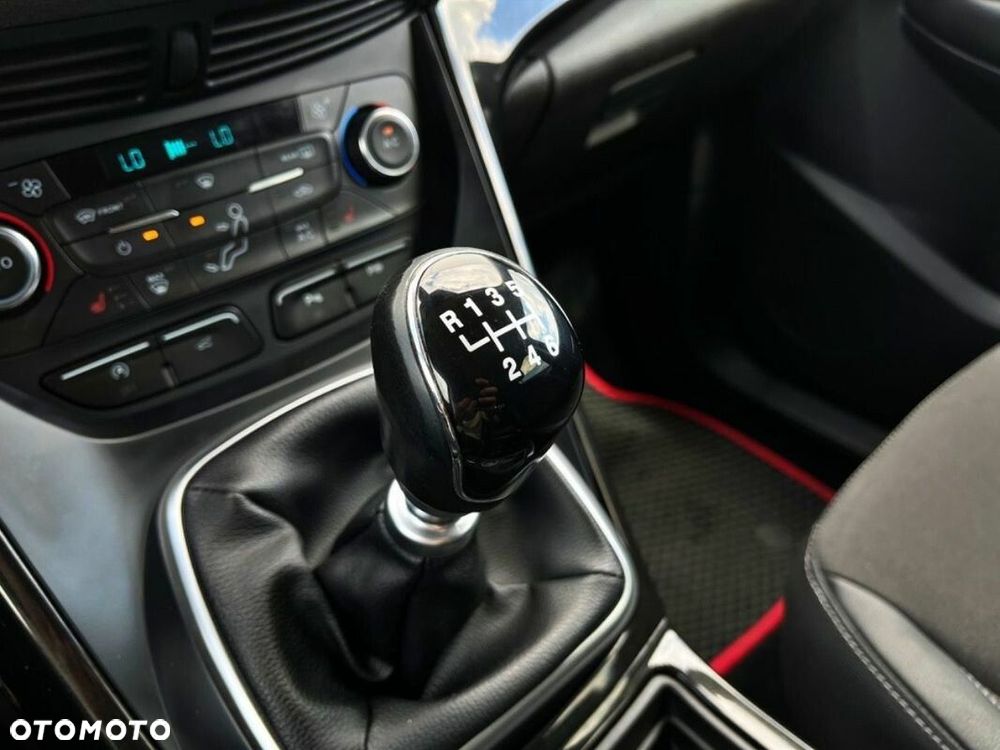Ford Kuga 1.5 EcoBoost FWD Titanium ASS - 27