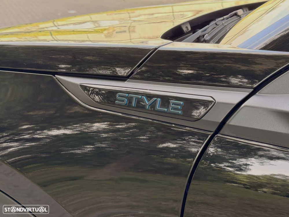 Peugeot 2008 1.2 PureTech Signature - 50