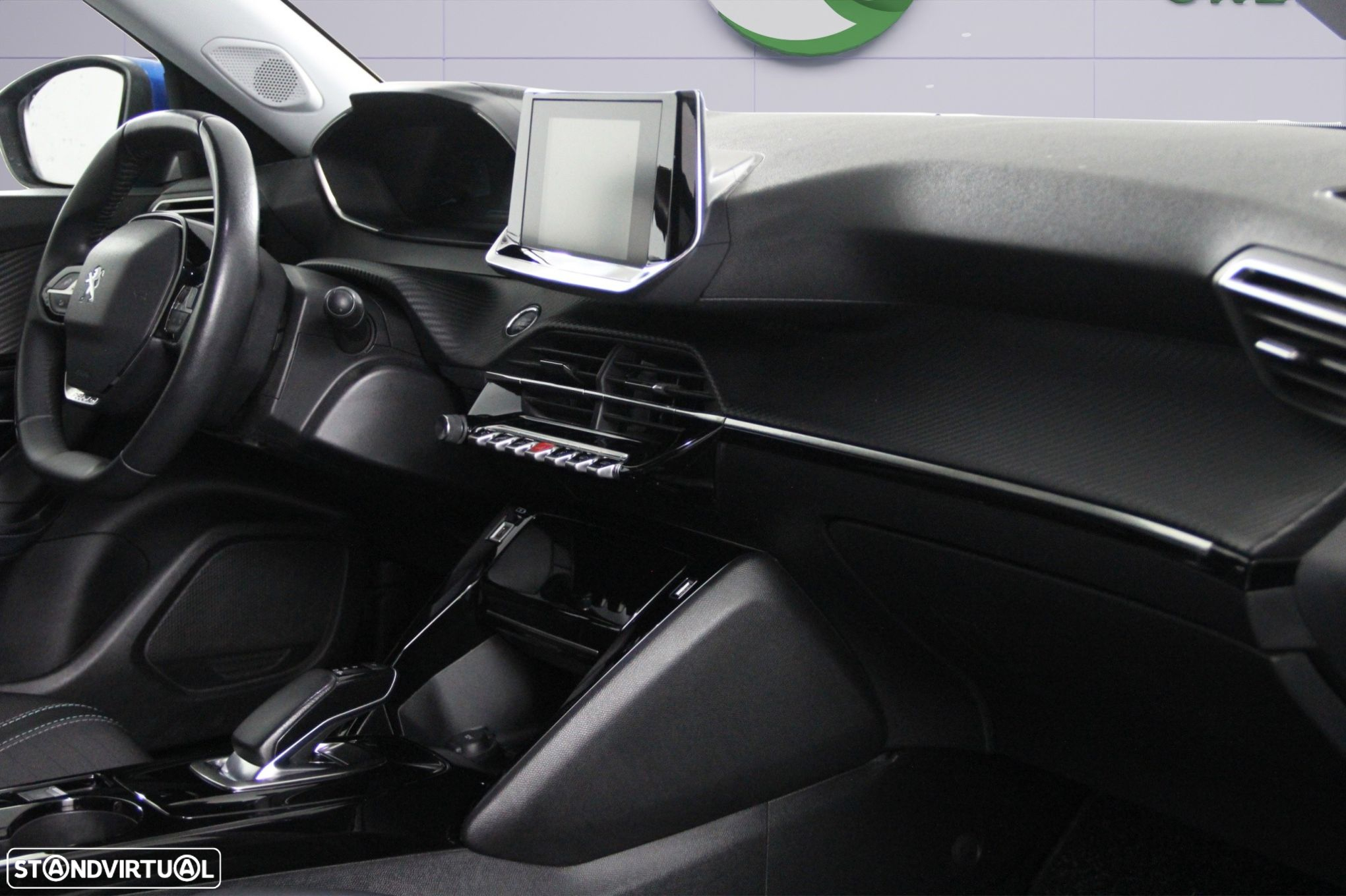 Peugeot e-2008 50 kWh GT - 8