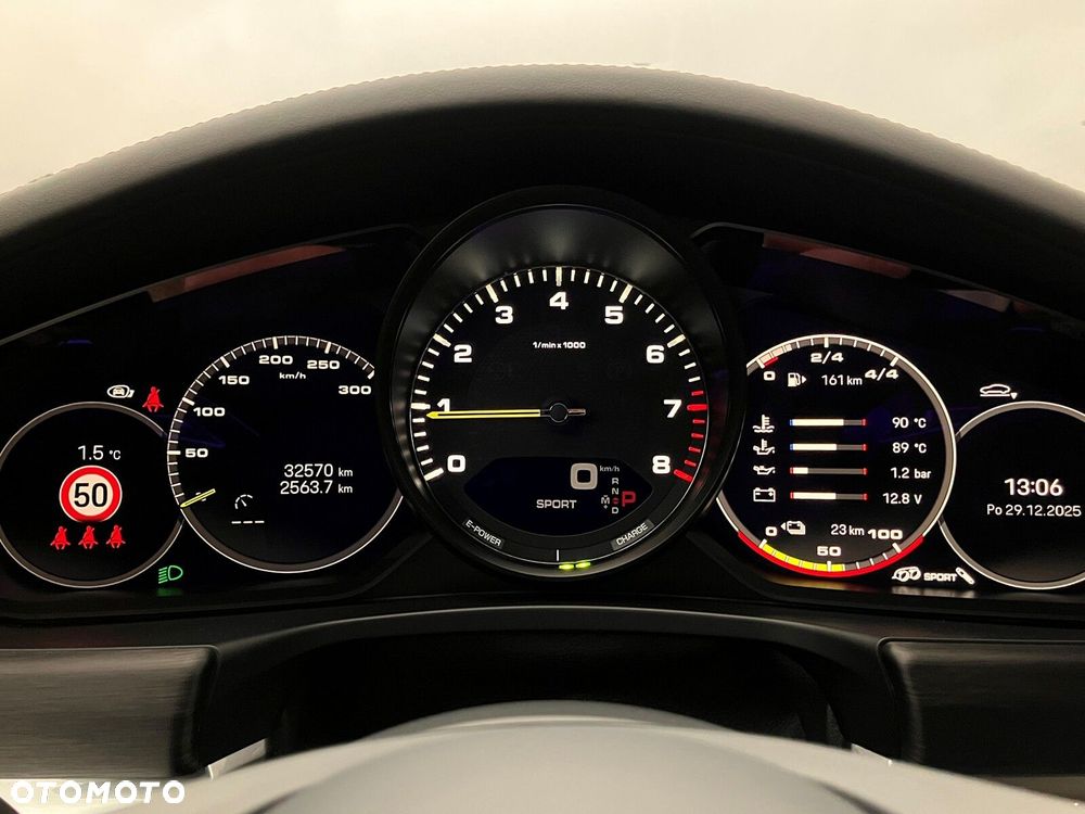 Porsche Panamera - 29