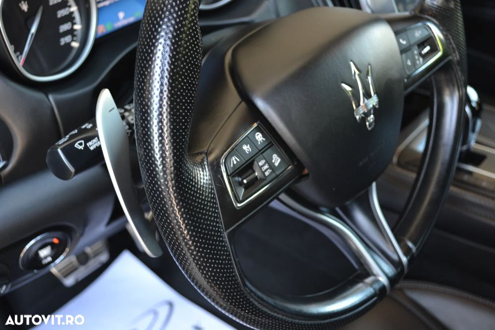Maserati Levante S Q4 - 15