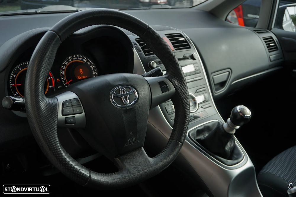 Toyota Auris 1.33 VVT-i Life+ - 9