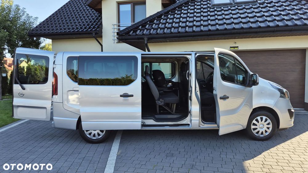 Opel Vivaro L2H1 2,9t Elegance Business - 28
