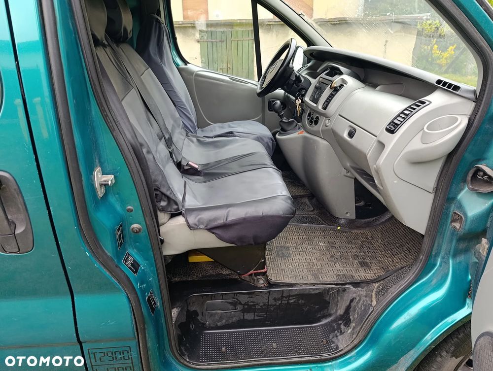 Opel Vivaro - 16