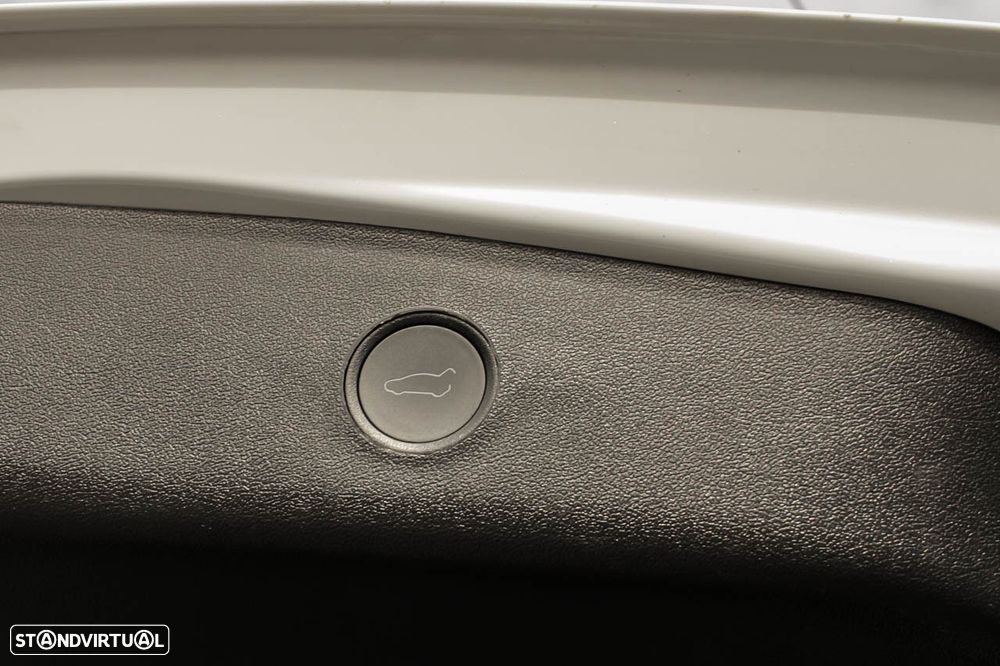 Tesla Model 3 Long Range AWD Dual Motor - 9