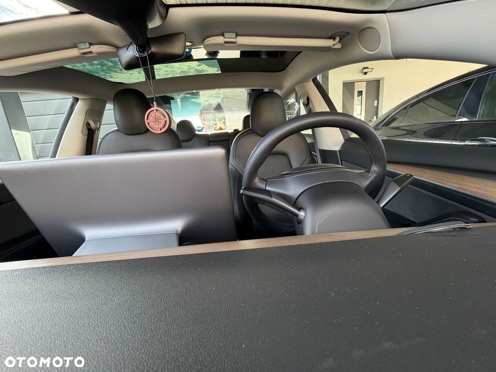 Tesla Model 3 Standard Range Plus - 13