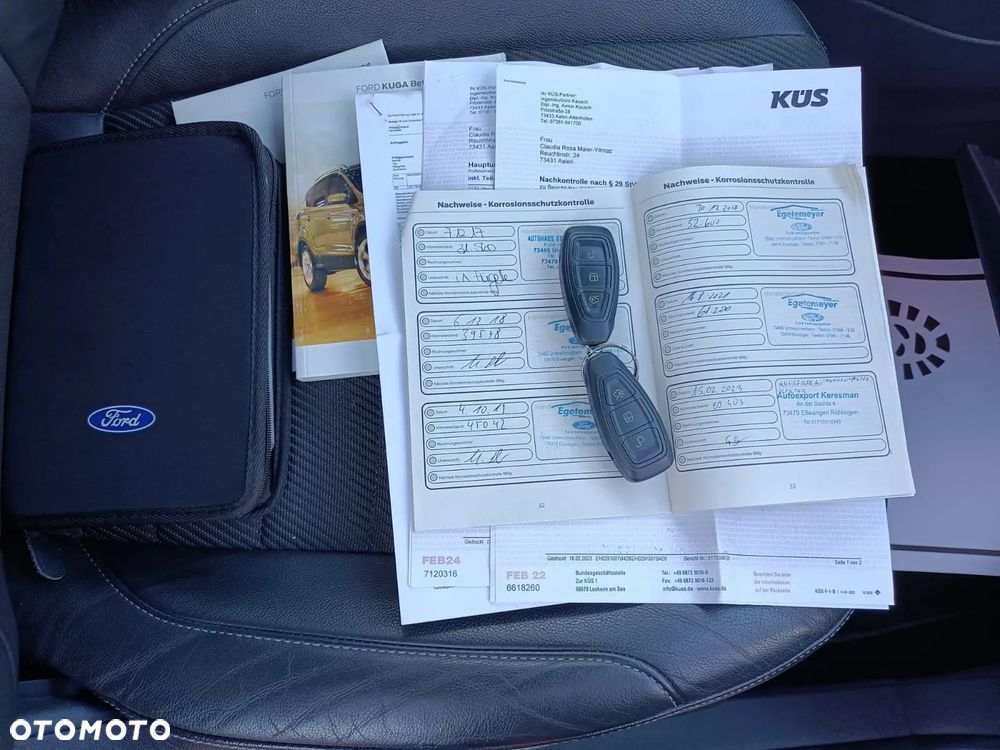 Ford Kuga 1.6 EcoBoost 2x4 Titanium - 28