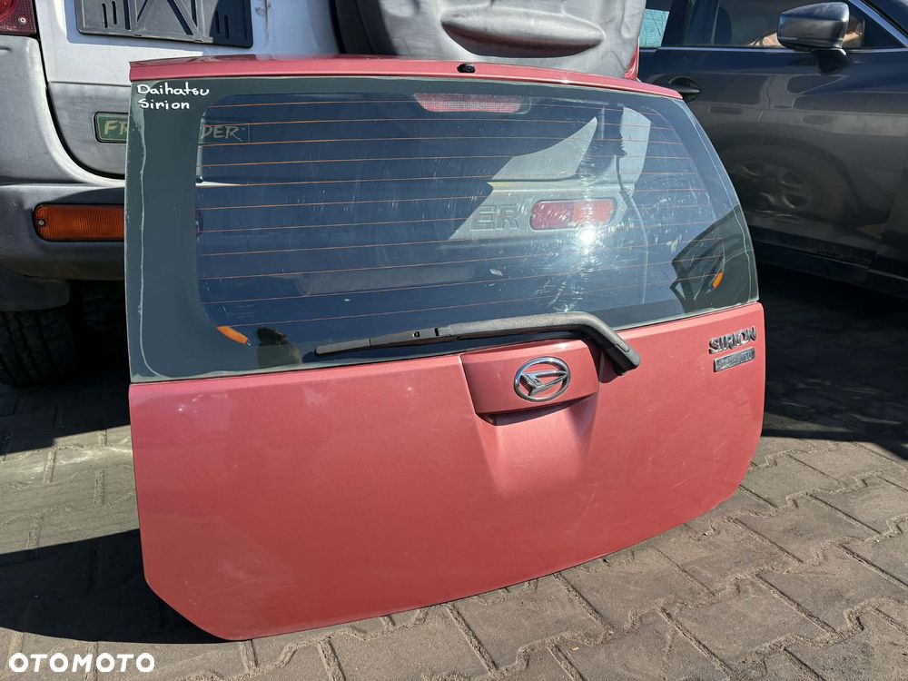 KLAPA BAGAŻNIKA DAIHATSU SIRION II - 1
