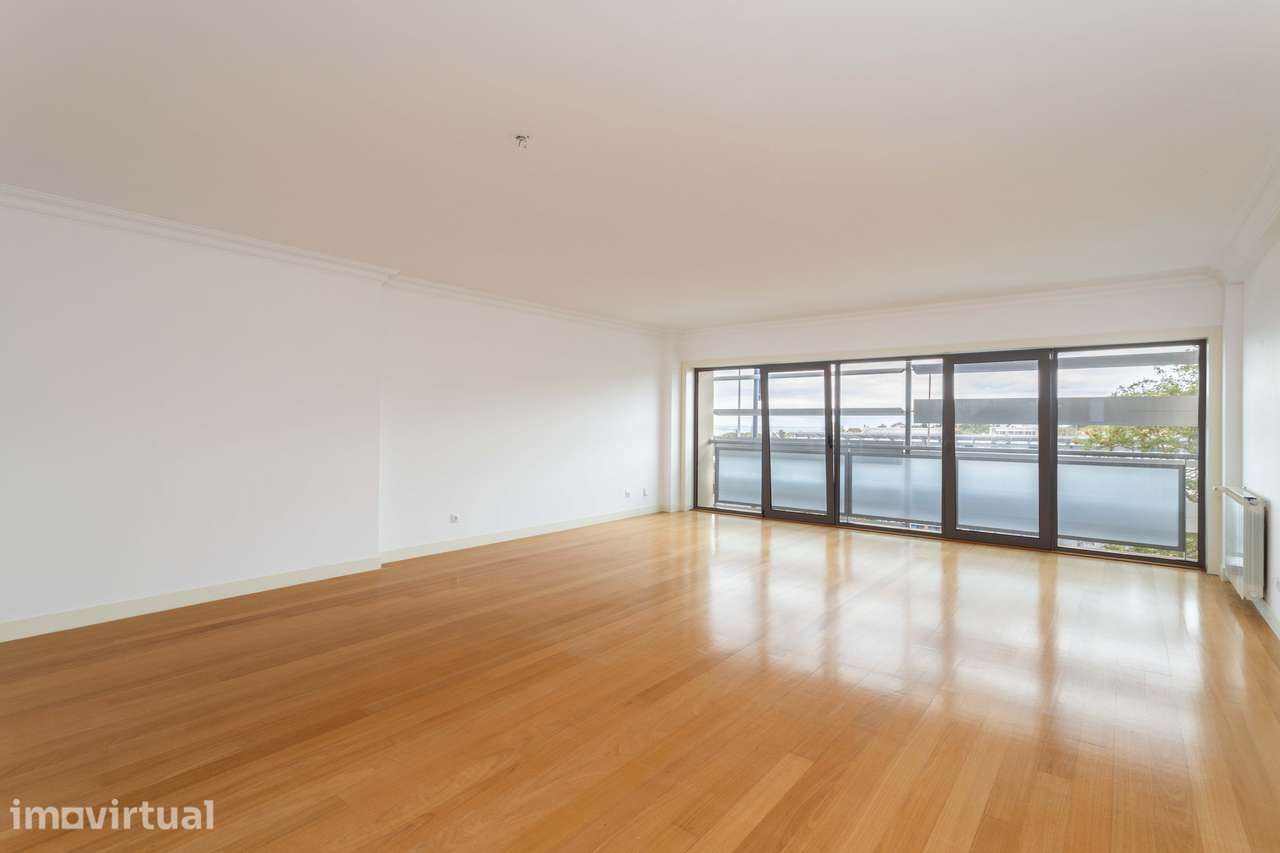 Apartamento T3 no Pateo de Belém com Garagem e Arrecadacao - Grande imagem: 4/47