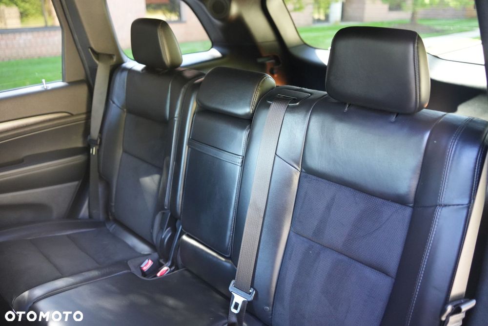 Jeep Grand Cherokee - 28