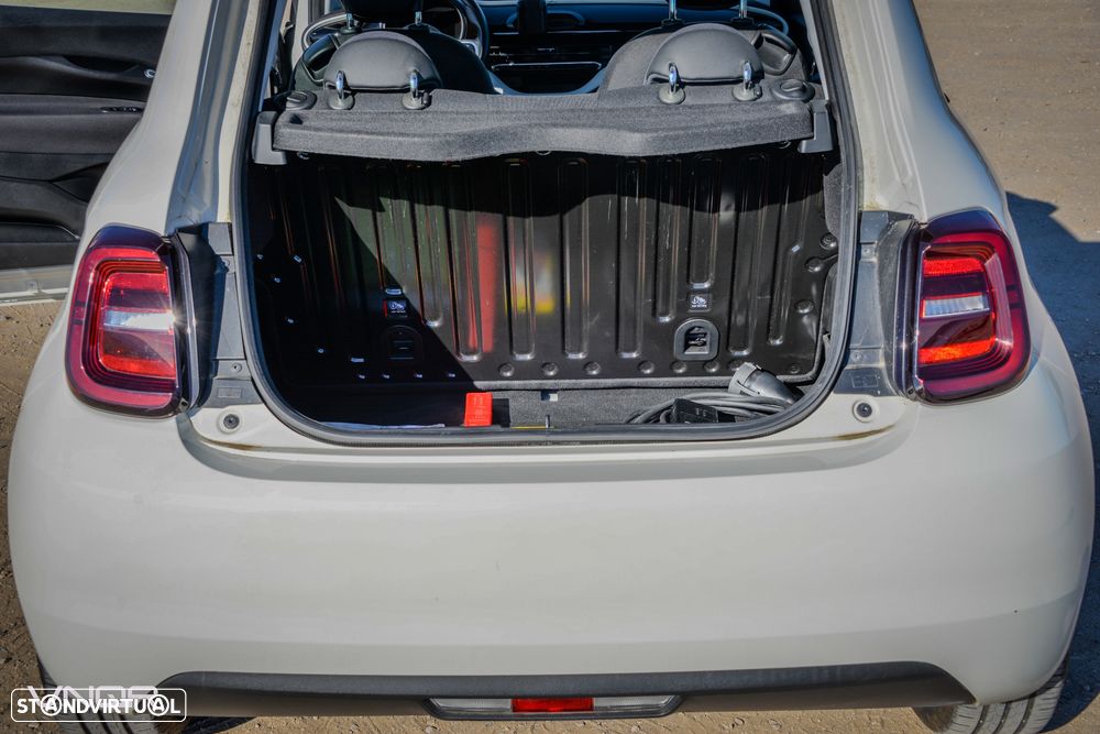 Fiat 500e Action - 30