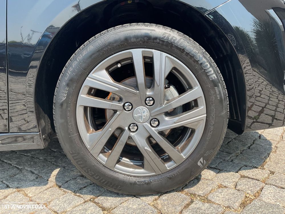 Peugeot 208 1.2 PureTech Active Pack - 16