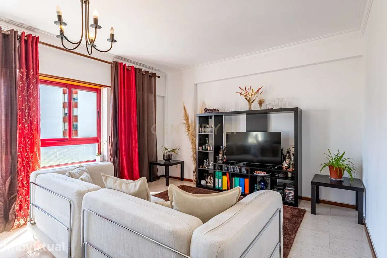 Excelente apartamento T2, com 2 elevadores em Loures. - Grande imagem: 3/29