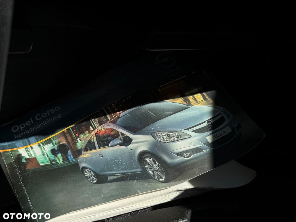 Opel Corsa 1.2 16V - 20