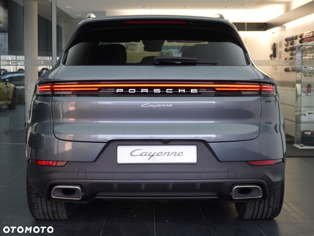 Porsche Cayenne - 16
