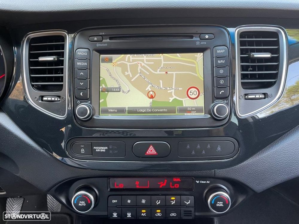 Kia Carens 1.7 CRDi ISG TX - 33