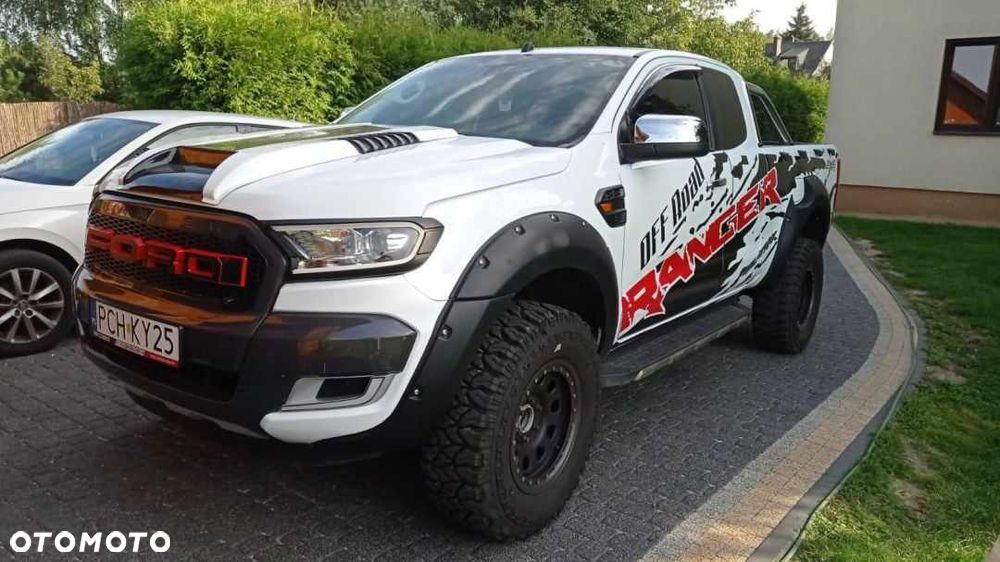 Ford Ranger Wildtrak - 12