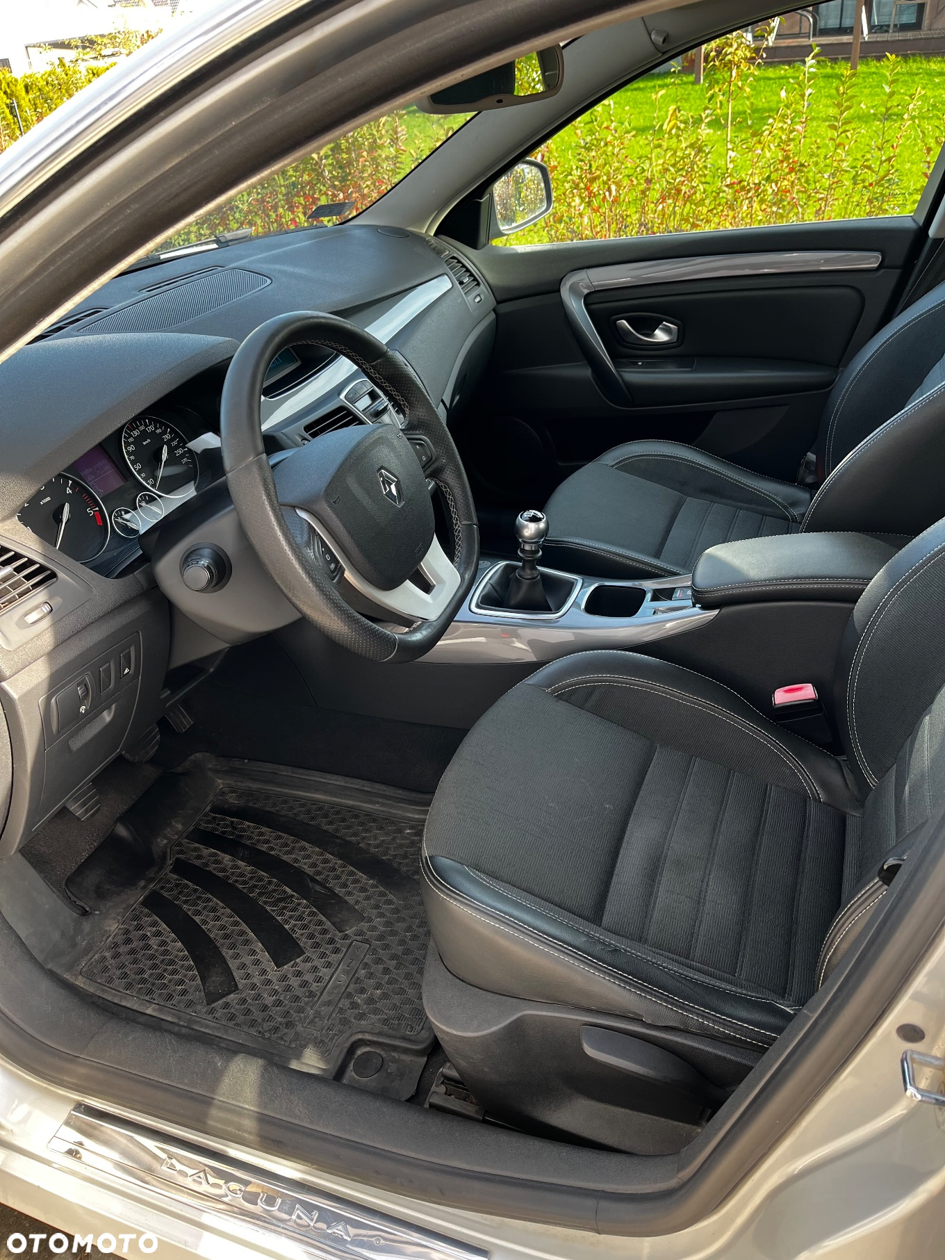 Renault Laguna 2.0 DCi Dynamique - 11