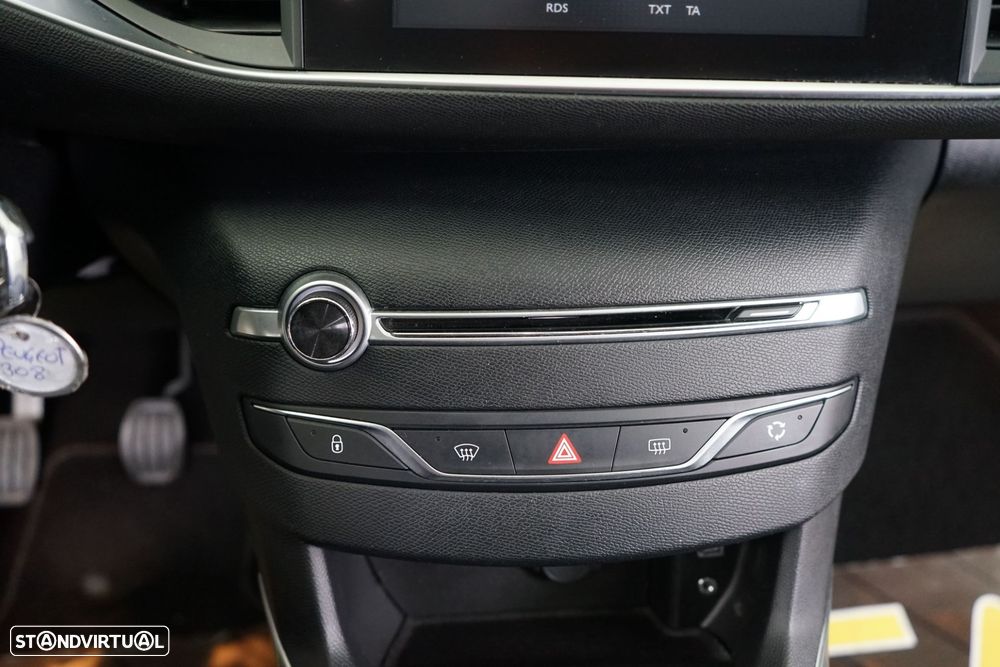 Peugeot 308 SW 1.6 BlueHDi Allure - 32