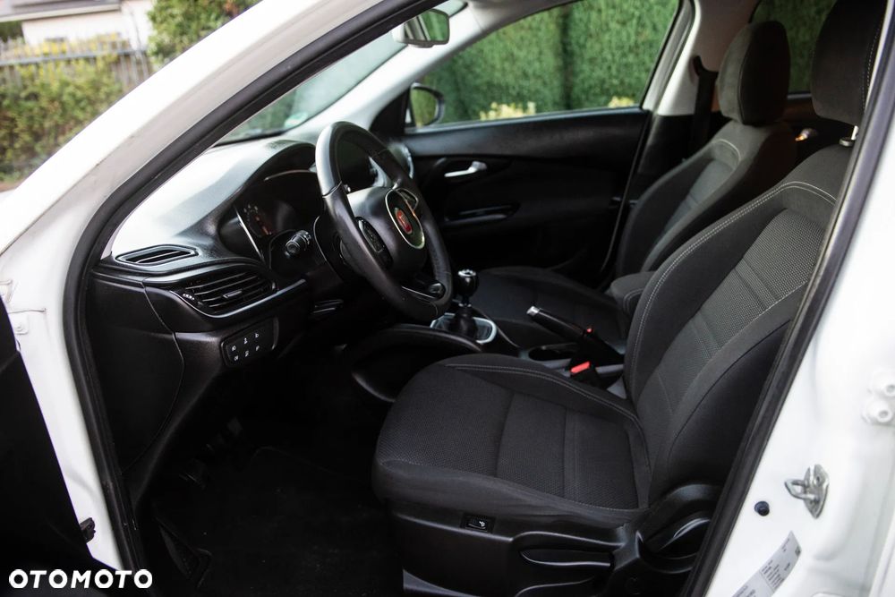 Fiat Tipo 1.4 T-Jet Lounge - 18