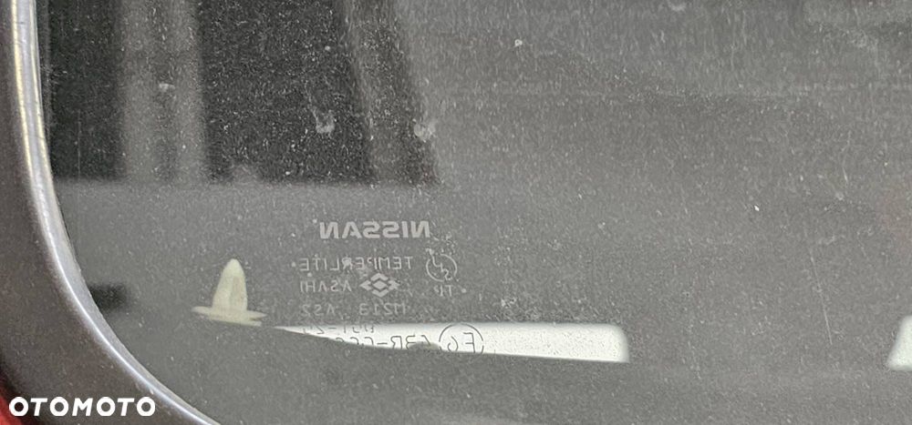 DRZWI PRAWE TYŁ NISSAN NAVARA D22 PICKUP - 3