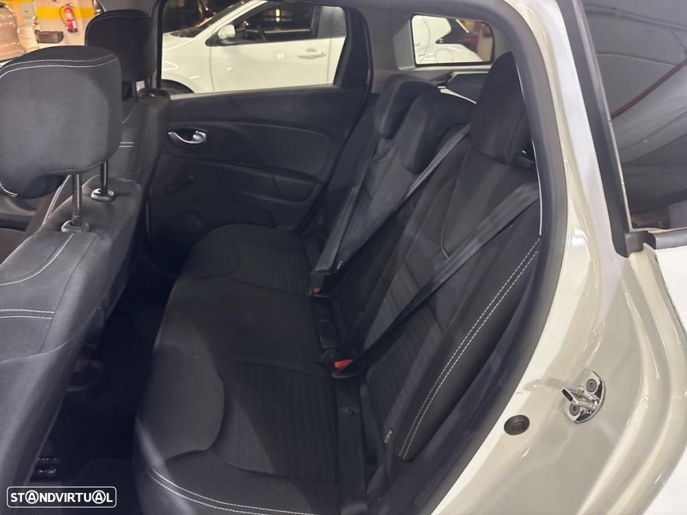 Renault Clio Sport Tourer 1.5 dCi Limited - 4