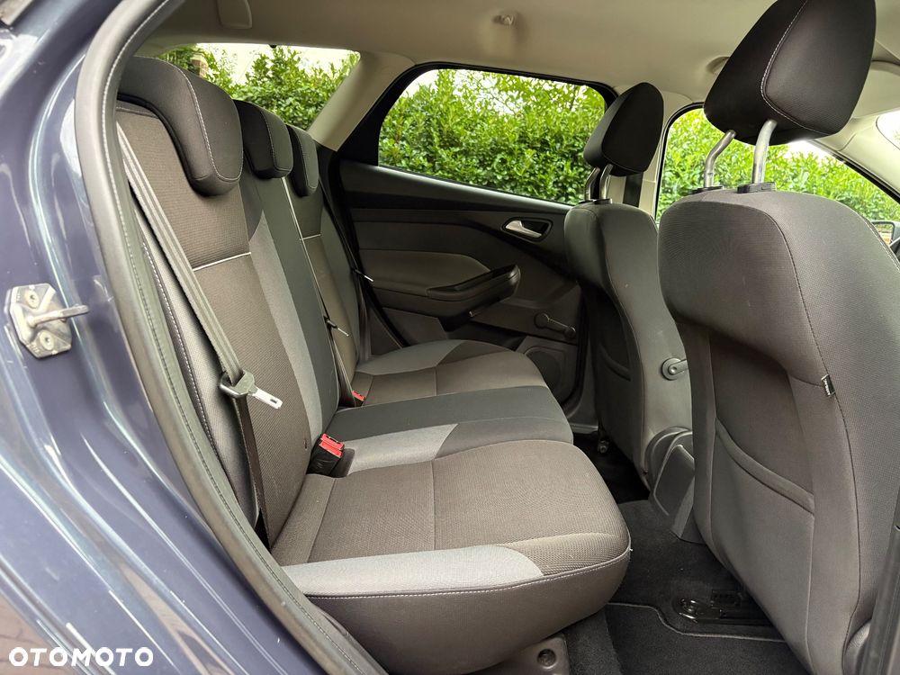 Ford Focus 2.0 TDCi Trend - 17
