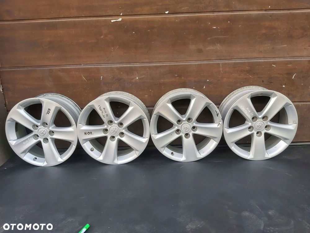 Toyota Auris Corolla E16 E18 Avensis T27 Alufelgi felgi 17 5x114,3 7J et39 - 1