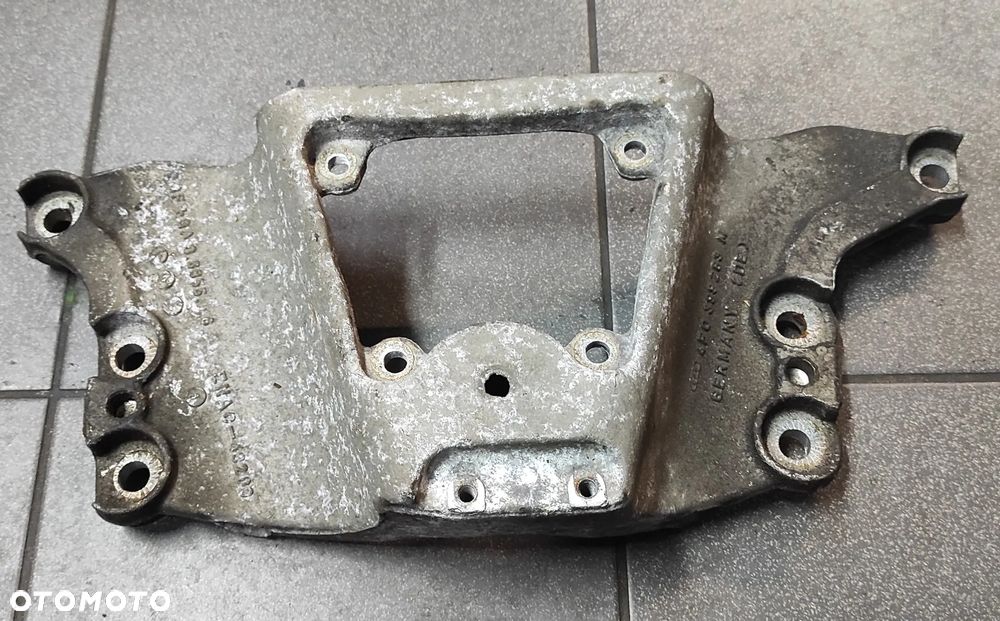 Łapa skrzyni biegów Audi A6 C6 3.2 FSI 4F0399263M