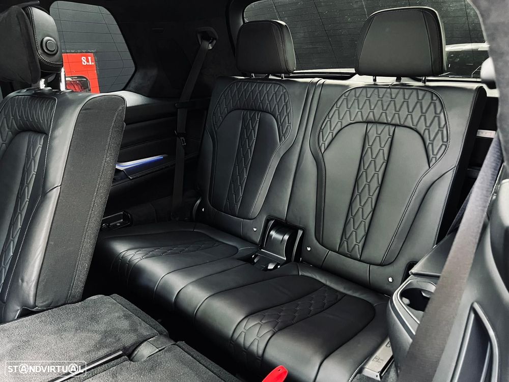 BMW X7 40 d xDrive Pack M - 31