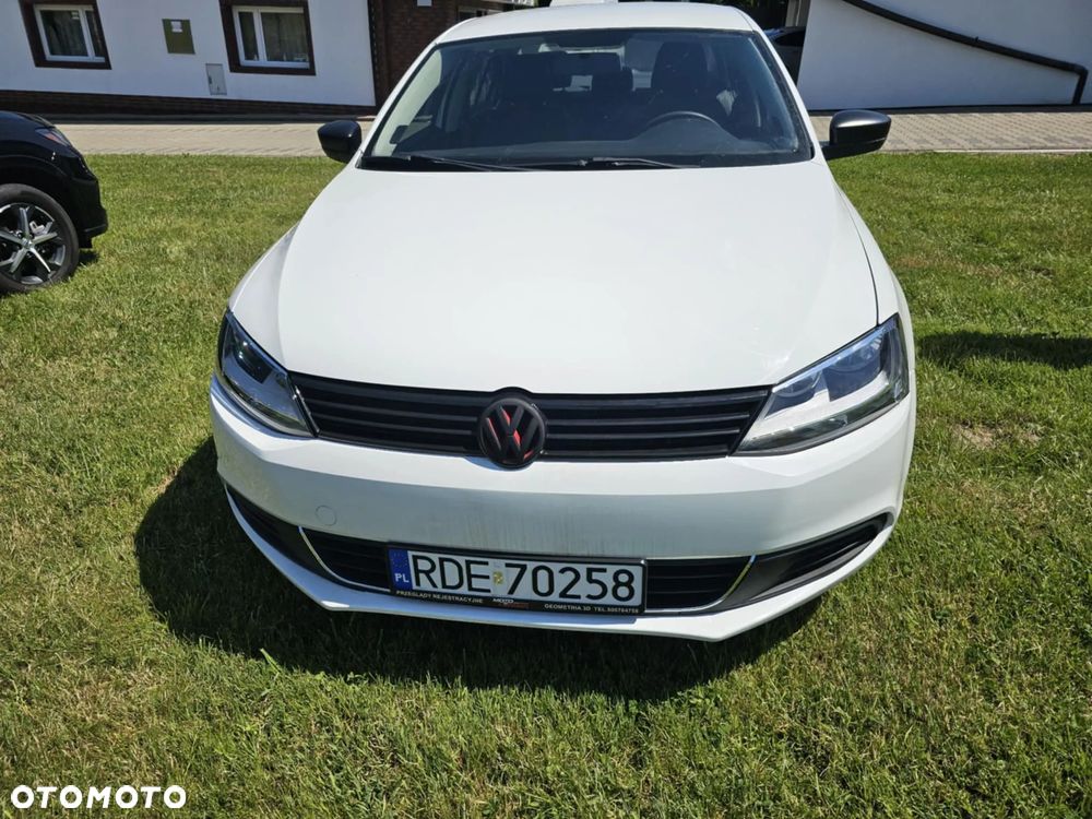 Volkswagen Jetta - 6