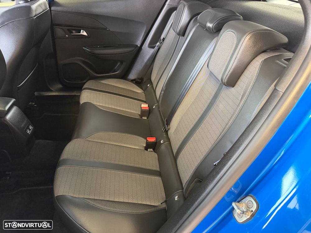 Peugeot 2008 PureTech 130 EAT8 Allure - 17